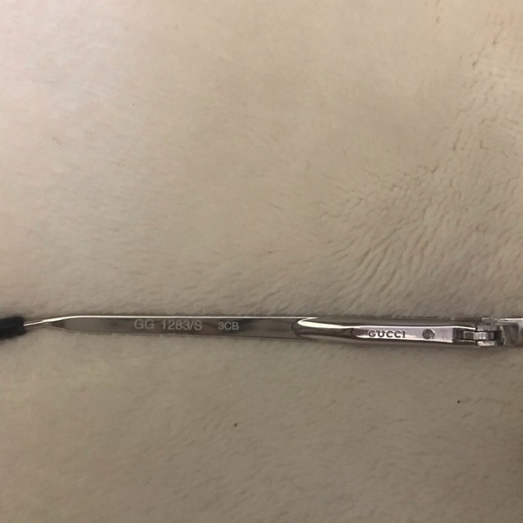 Gucci Sunglasses - Picture 5 of 6